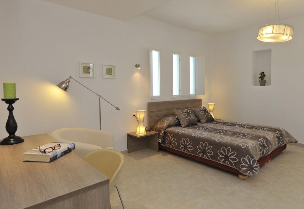 פארוס Blue Mare Villas חדר תמונה